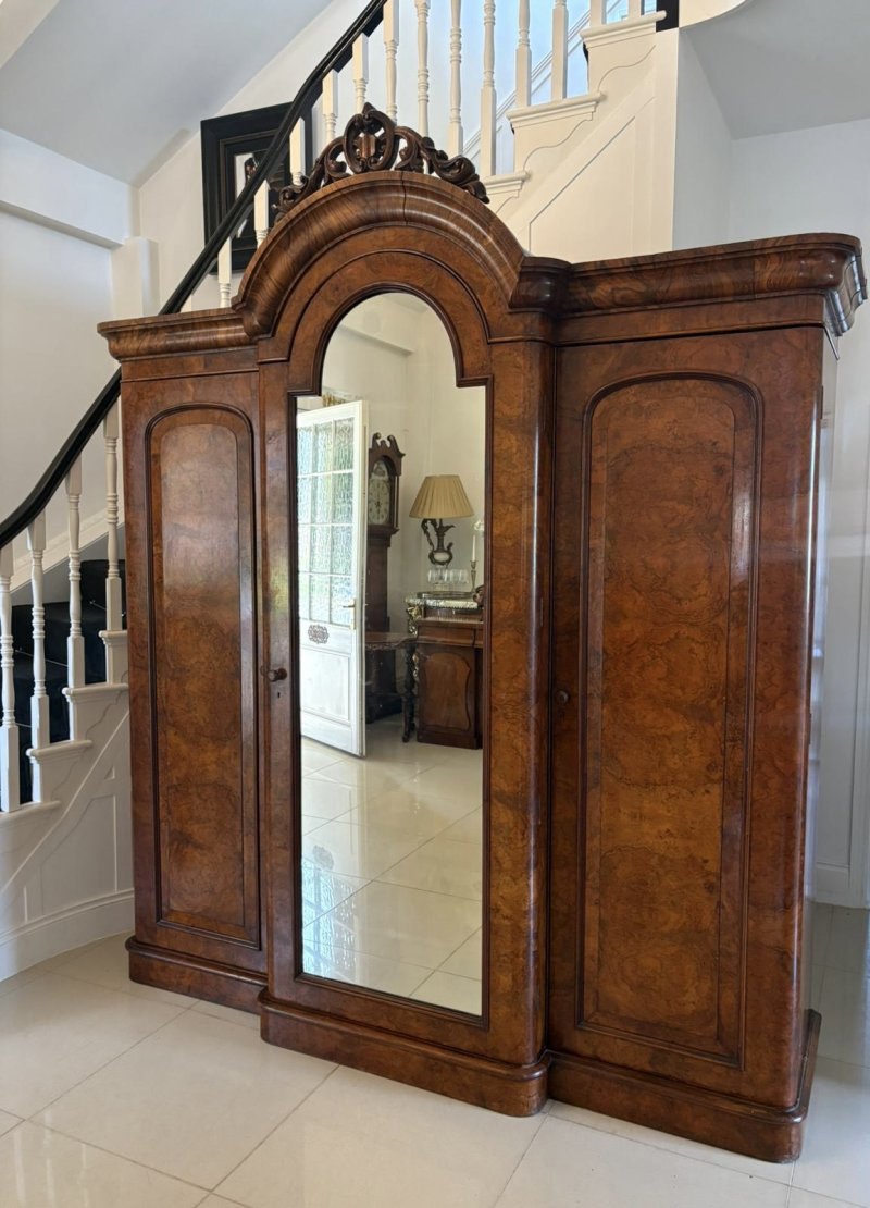 Outstanding Quality Large Antique Victorian Burr Walnut 3 Door Wardrobe - Image 11